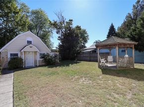 437 Ray Street, Freeport NY 11520
