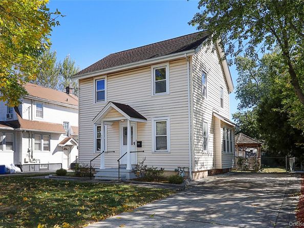 437 Ray Street, Freeport NY 11520