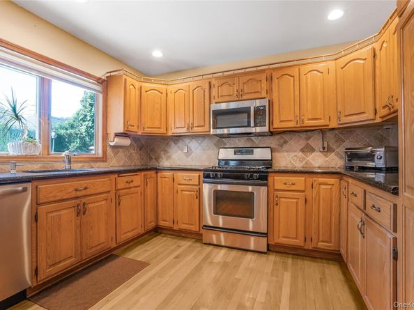 55 Maple Drive, New Hyde Park NY 11040