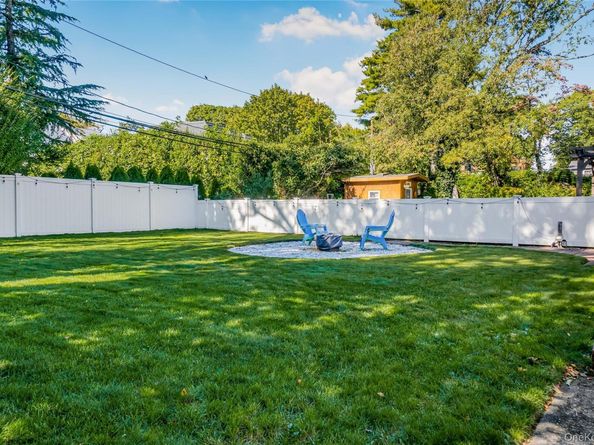 55 Maple Drive, New Hyde Park NY 11040