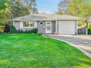 18 Thorburn Avenue