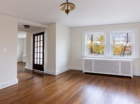 63 Grandview Avenue, Dobbs Ferry NY 10522