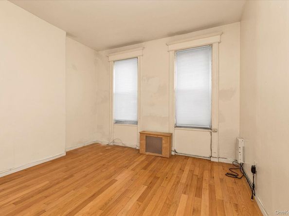 8615 75th Street, Woodhaven NY 11421