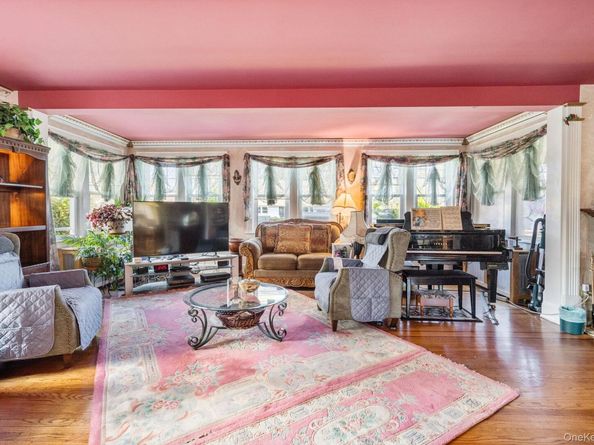 736 Bellmore Road, North Bellmore NY 11710