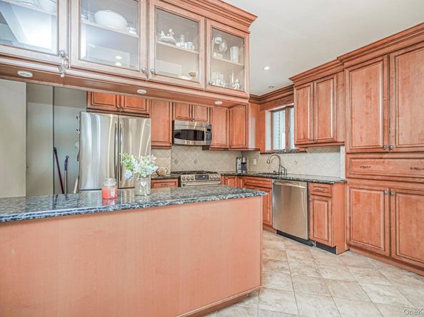 8907 16th Avenue, Brooklyn NY 11214