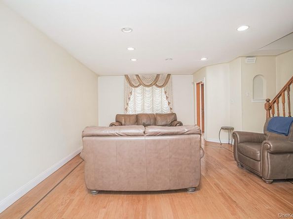 8907 16th Avenue, Brooklyn NY 11214