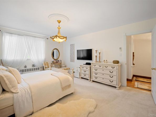 51-01 64th Street, Woodside NY 11377