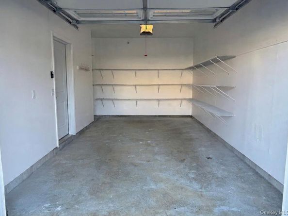 41 Greentree Court, Shirley NY 11967