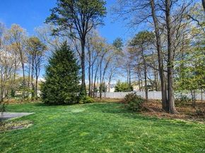 10 Gettysburg Drive, Port Jefferson Station NY 11776