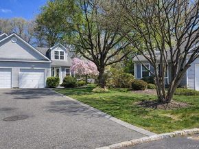 10 Gettysburg Drive, Port Jefferson Station NY 11776