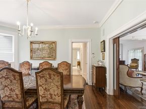 89 Duck Pond Road, Glen Cove NY 11542