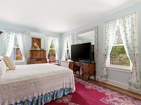 89 Duck Pond Road, Glen Cove NY 11542