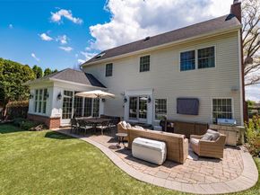 119 6th Street, Saint James NY 11780