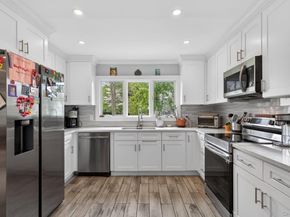 13 Wansor Avenue, Bayville NY 11709