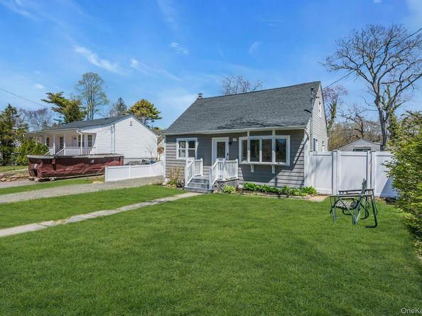 133 Lakeview Drive, Mastic Beach NY 11951