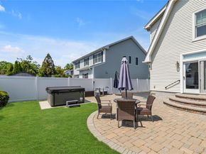 5 Lloyd Avenue, Lynbrook NY 11563