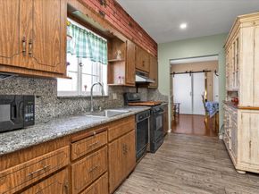 1118 W Broadway, Hewlett NY 11557