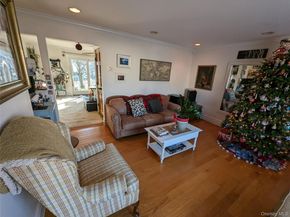10 Hayes Road, Amityville NY 11701