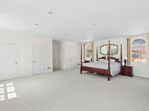 5 Huckleberry Lane E, Hampton Bays NY 11946