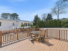 5 Huckleberry Lane E, Hampton Bays NY 11946