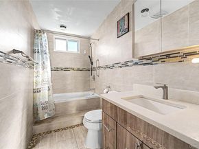 253 Devonshire Dr, New Hyde Park NY 11040