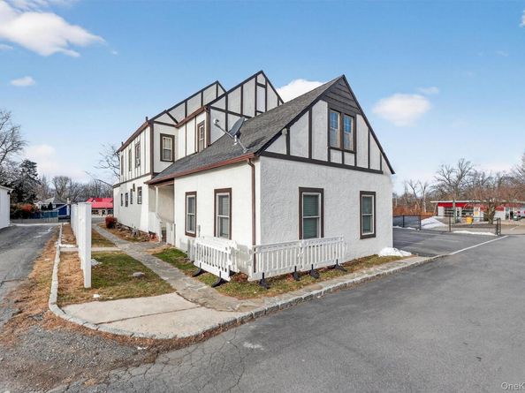 2002 E Main Street, Mohegan Lake NY 10547