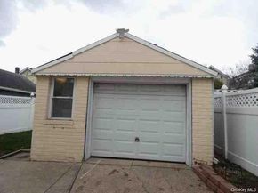 94-46 226th Street, Floral Park NY 11001