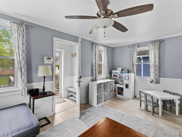 14 7th Street, Wading River NY 11792