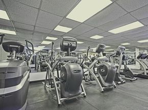 162-30 Powells Cove Boulevard 6A, Beechhurst NY 11357