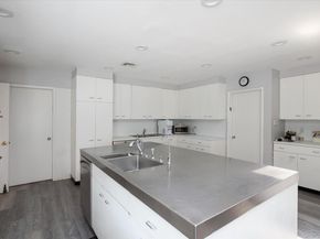 1 Somerset Drive N, Great Neck NY 11020