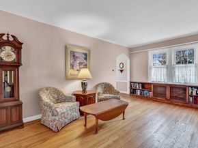 277 E Argyle Street, Valley Stream NY 11580