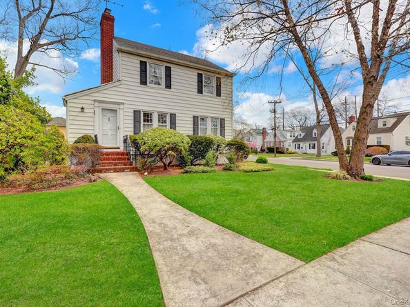 277 E Argyle Street, Valley Stream NY 11580