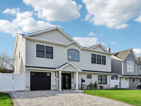 129 Tardy Lane S, Wantagh NY 11793