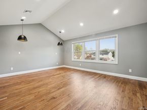 129 Tardy Lane S, Wantagh NY 11793