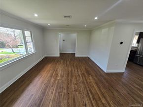 53 Upland Street, Port Chester NY 10573