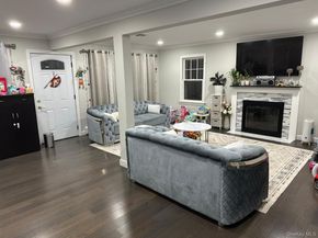 11 Matthew Street, Farmingville NY 11738