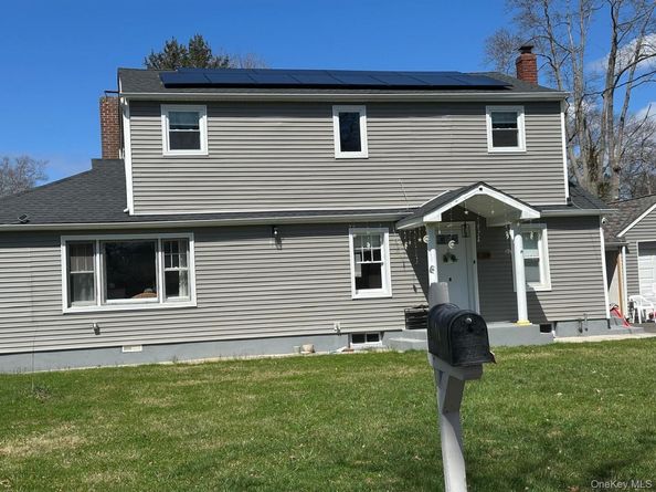 11 Matthew Street, Farmingville NY 11738