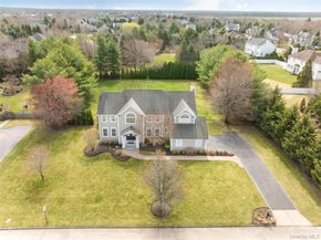6 Mimosa Street, Miller Place NY 11764