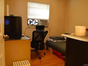 13-31 209th St, Bayside NY 11360
