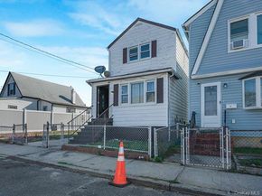 91 Elzey Avenue, Elmont NY 11003