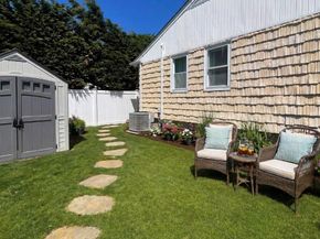 6 Curlew Place, Massapequa NY 11758