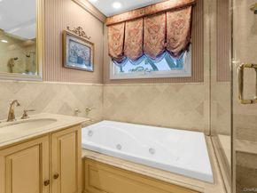 14 Jane Drive, Old Bethpage NY 11804