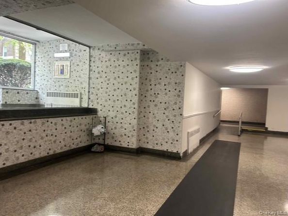 1425 Thieriot Avenue 1J, Bronx NY 10460