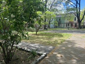 1425 Thieriot Avenue 1J, Bronx NY 10460