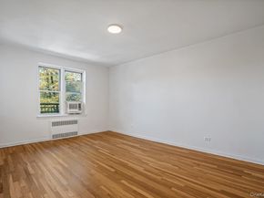 162-01 Powells Cove Boulevard 3N, Beechhurst NY 11357