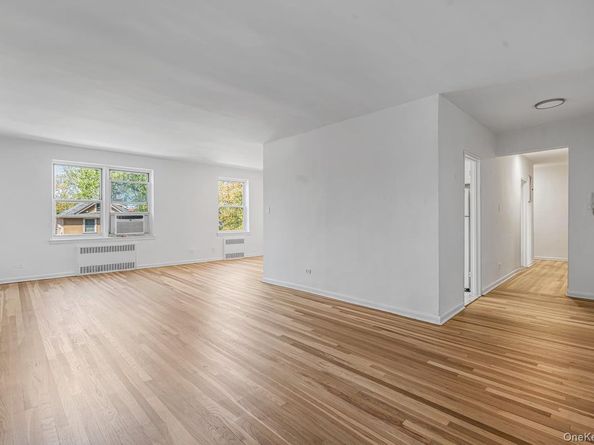 162-01 Powells Cove Boulevard 3N, Beechhurst NY 11357
