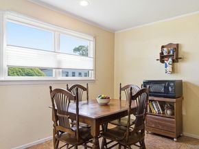 15 Frost Lane, Greenlawn NY 11740