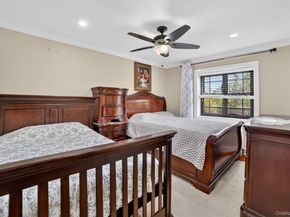 2 Field End Lane 2L, Eastchester NY 10709