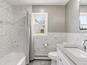 22 Wiggins Street, Ronkonkoma NY 11779