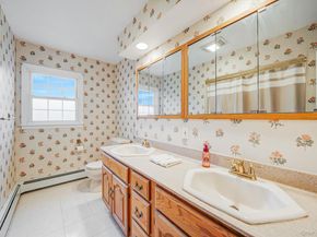 222 Jamaica Avenue, Medford NY 11763
